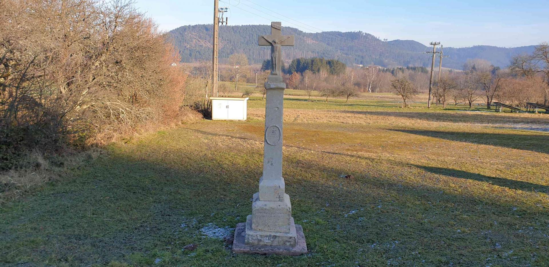 Croix sous l atre 1